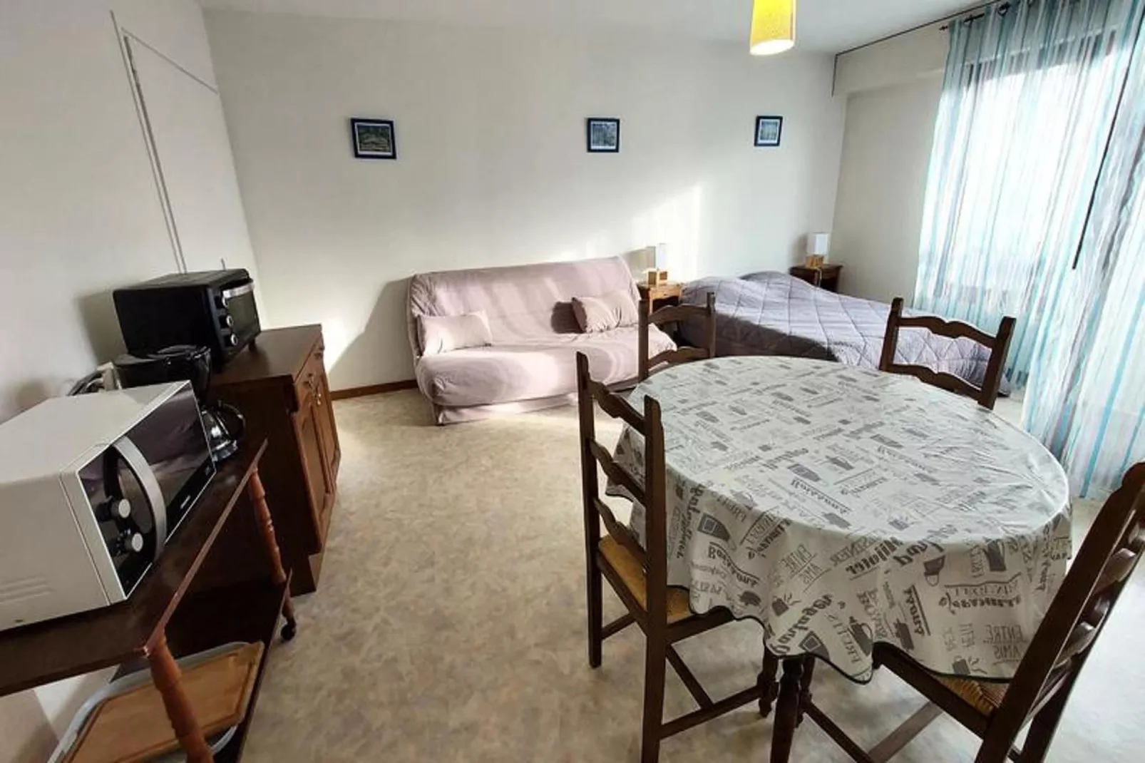 Résidence Le Chateau Durieux 3-Dining room