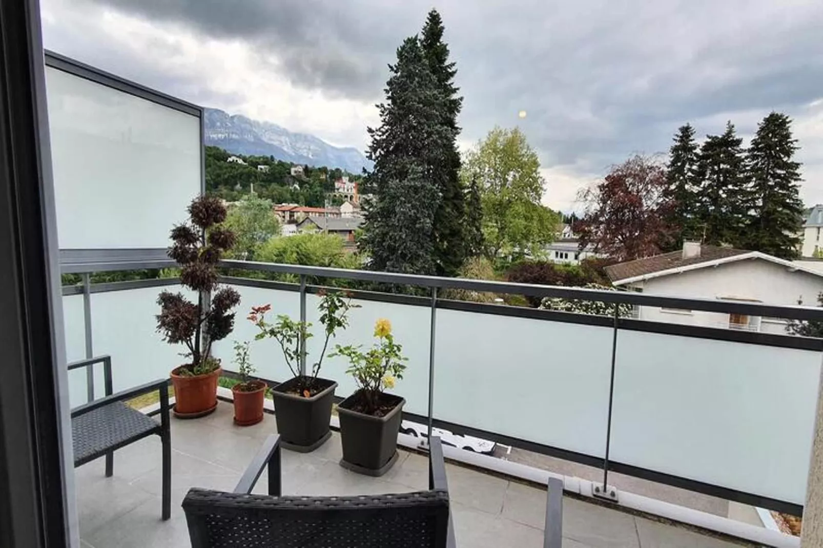 Résidence Le Clos Des Merisiers-Terrace balcony