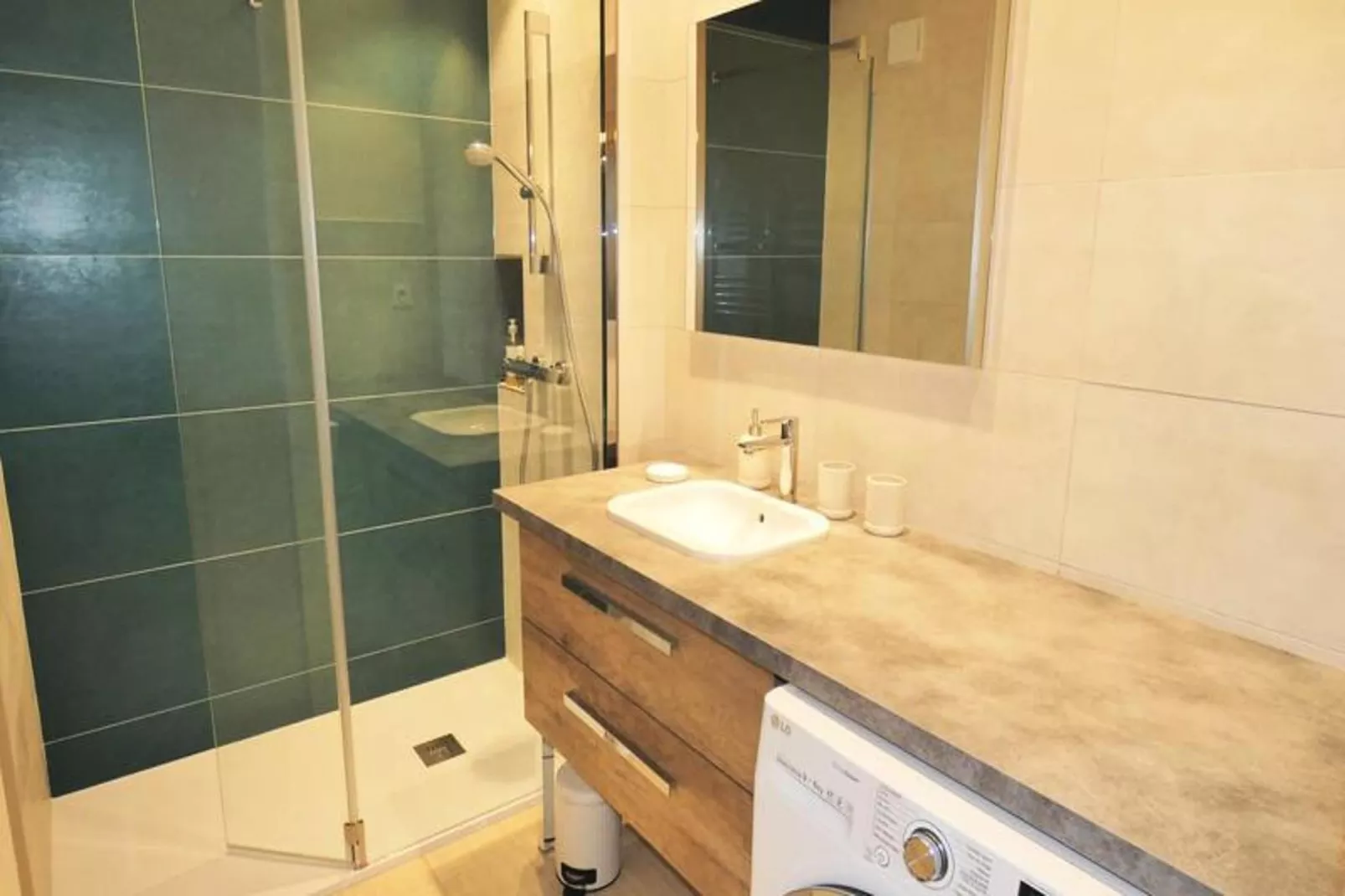 Résidence Le Chateau Durieux 2-Bathroom