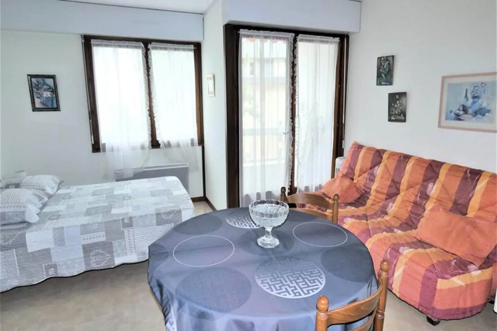 Résidence Le Chateau Durieux 2-Living room