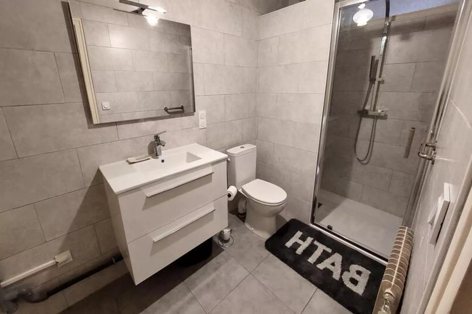 Résidence Le Cheverny-Badezimmer