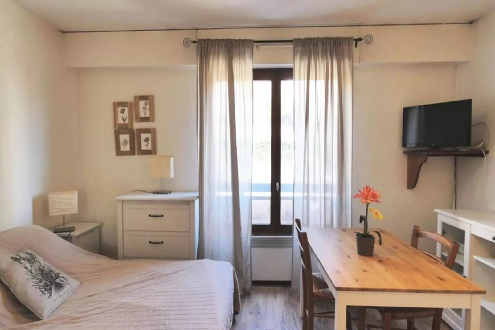 Résidence Le Chateau Durieux 3-Dining room