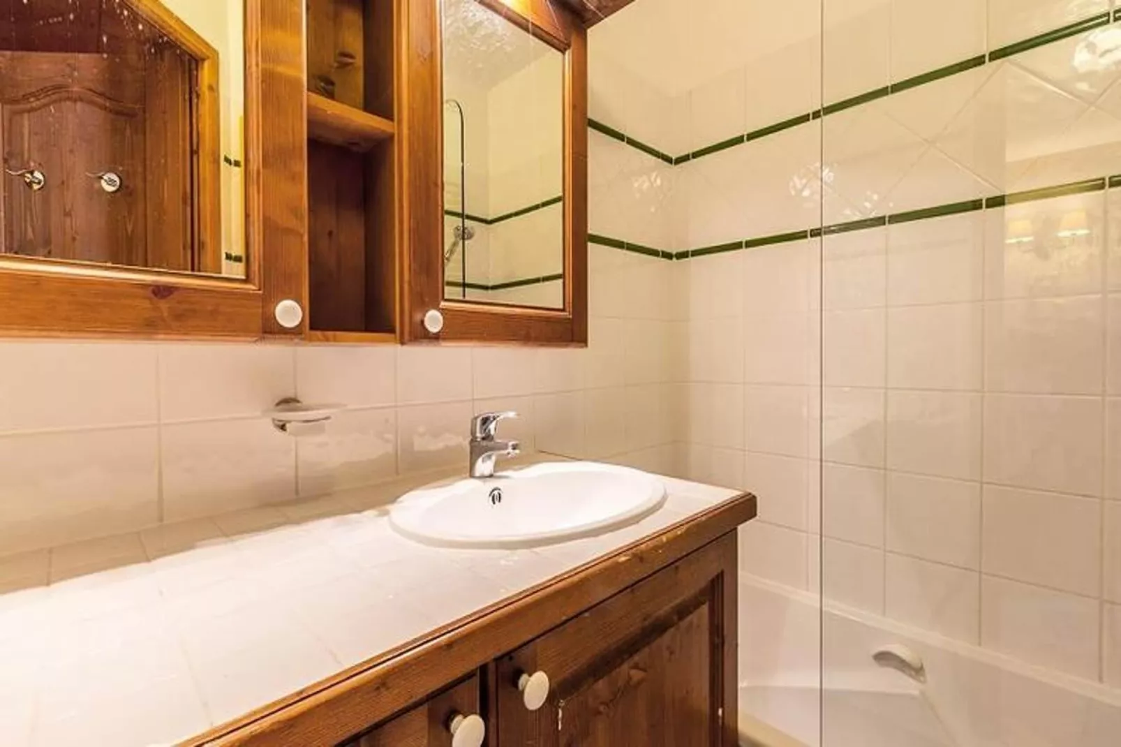 Résidence Les Hauts Bois-Badezimmer