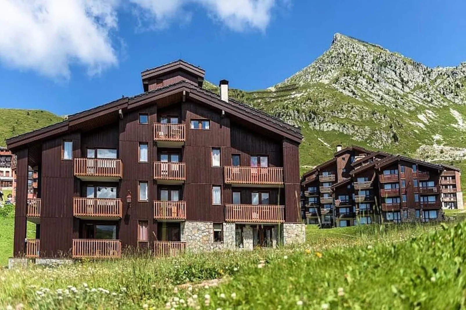 Résidence Les Chalets des Arolles - maeva Home-Exterior in summer