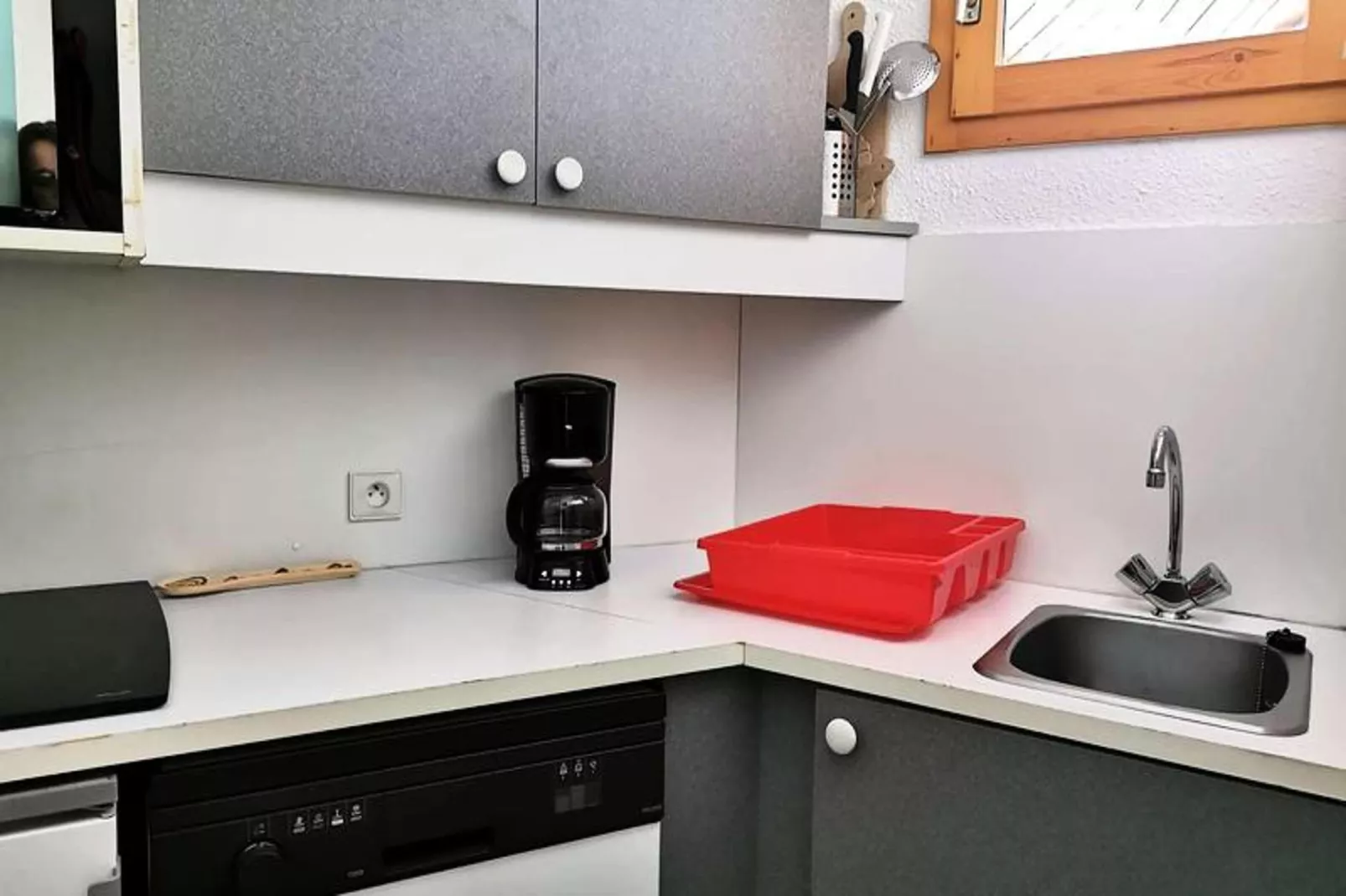 Résidence Camarine-Kitchen