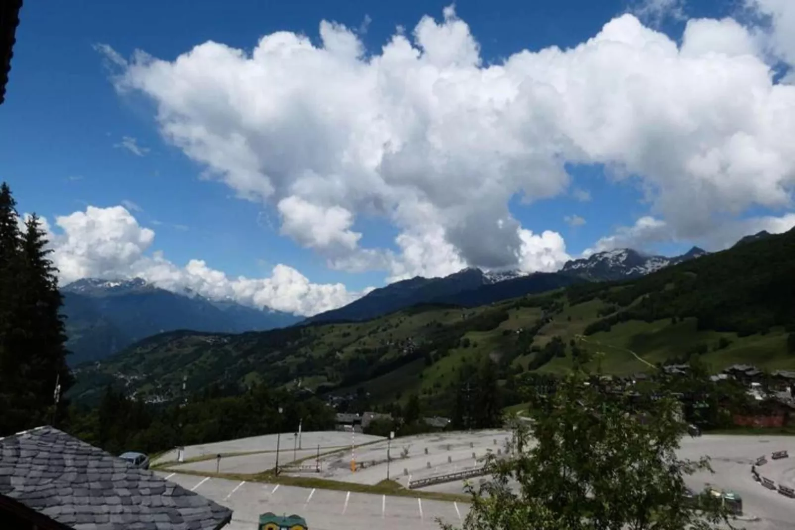 Résidence Lauziere Dessous-Bathroom