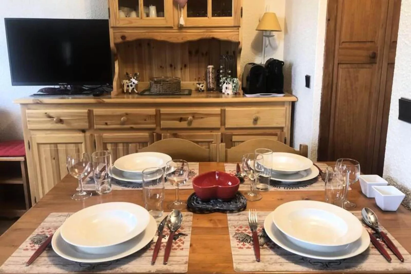 Résidence Buche-Esszimmer