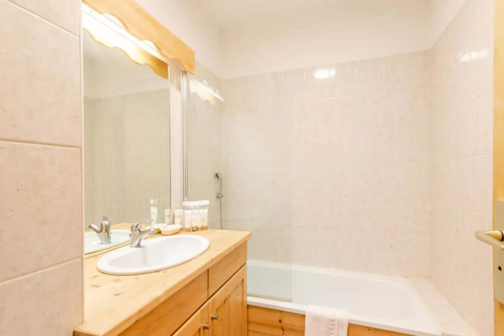 Résidence Les Cordettes-Außenbereich Sommer