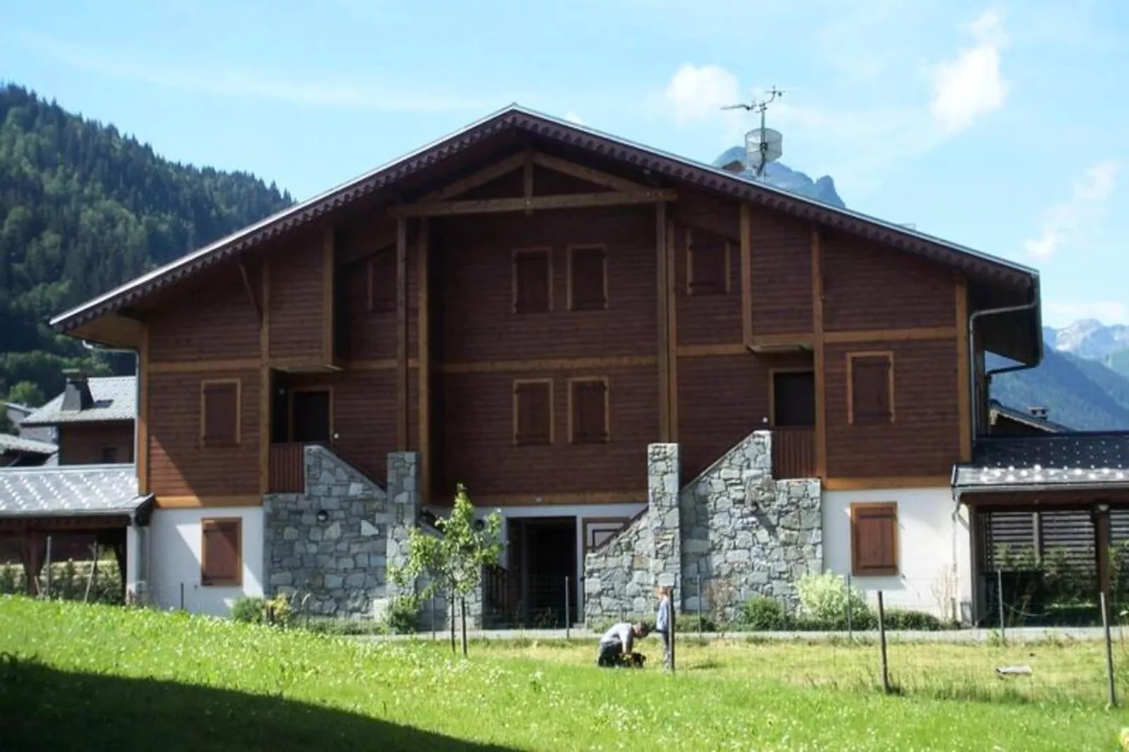 Chalet Ale-Außenbereich Sommer