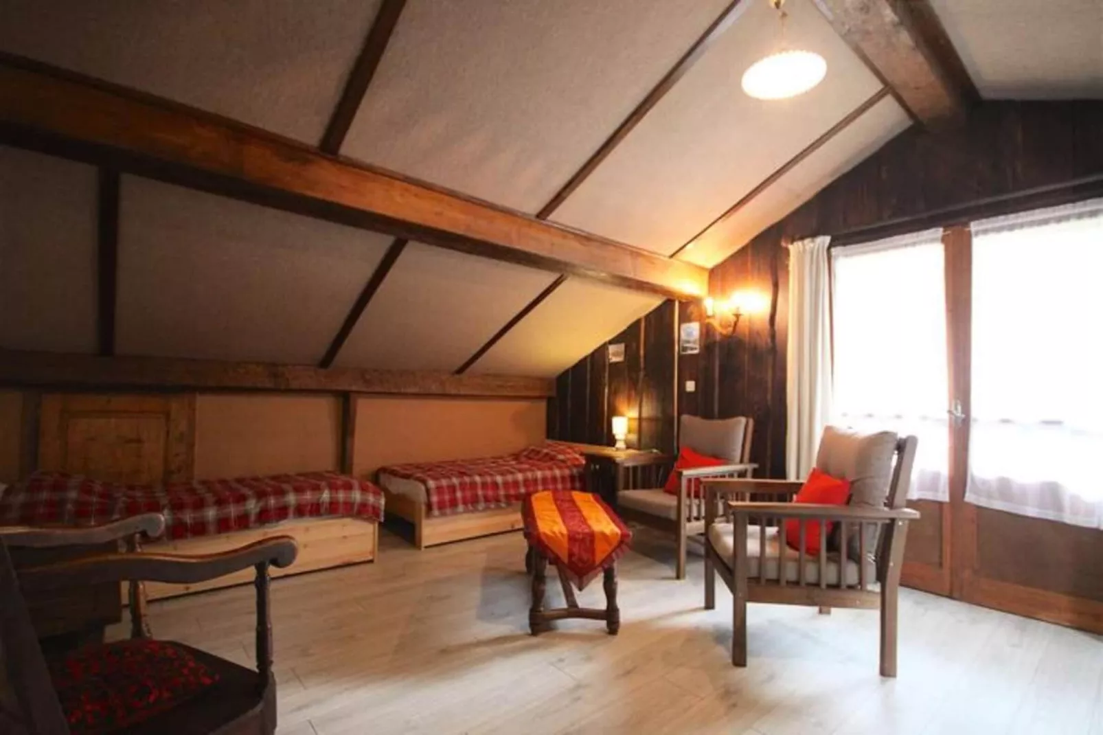 Chalet Les Triolets-Salon