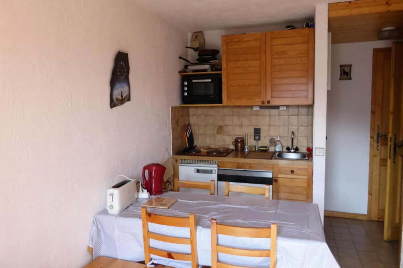 Résidence Les Loges-Exterior in summer