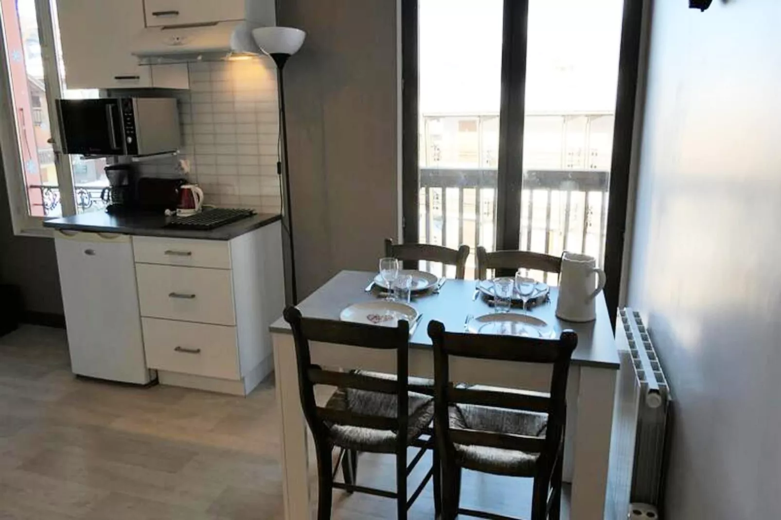 Résidence Les Bruyeres-Exterior in summer