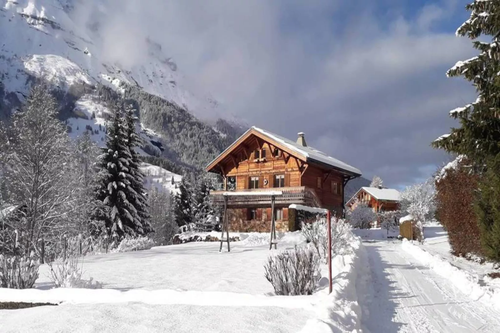 Résidence Mont'seu-Exterior in summer