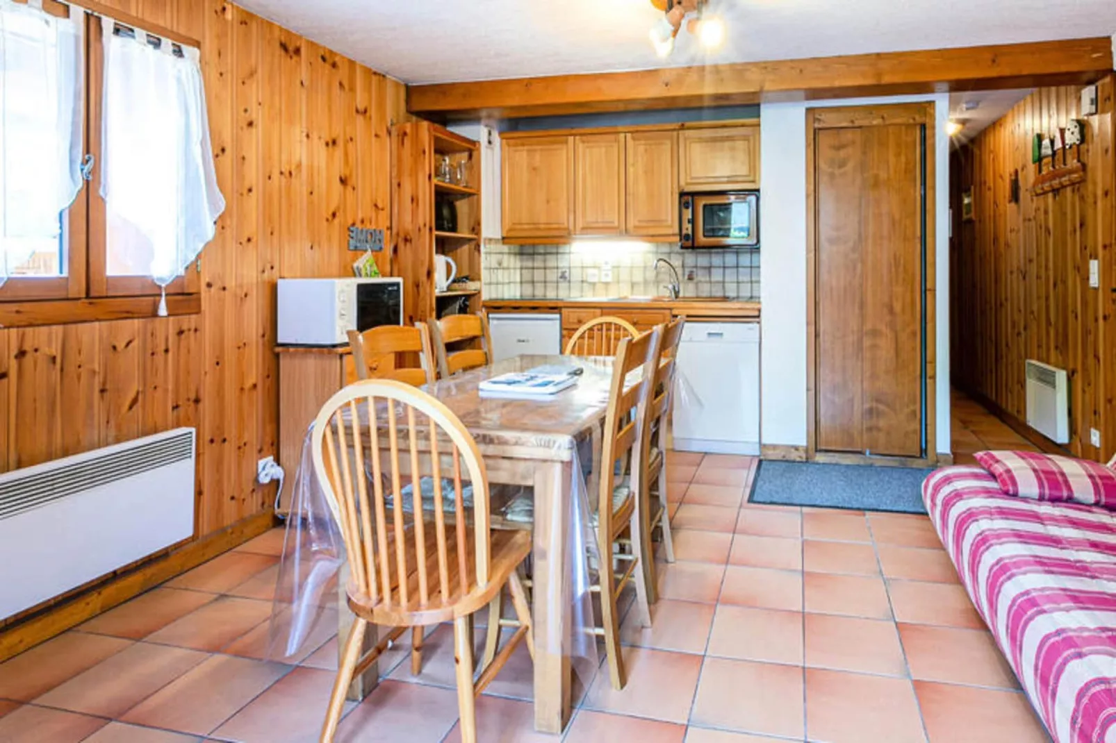 Résidence Coq De Bruyere-Dining room