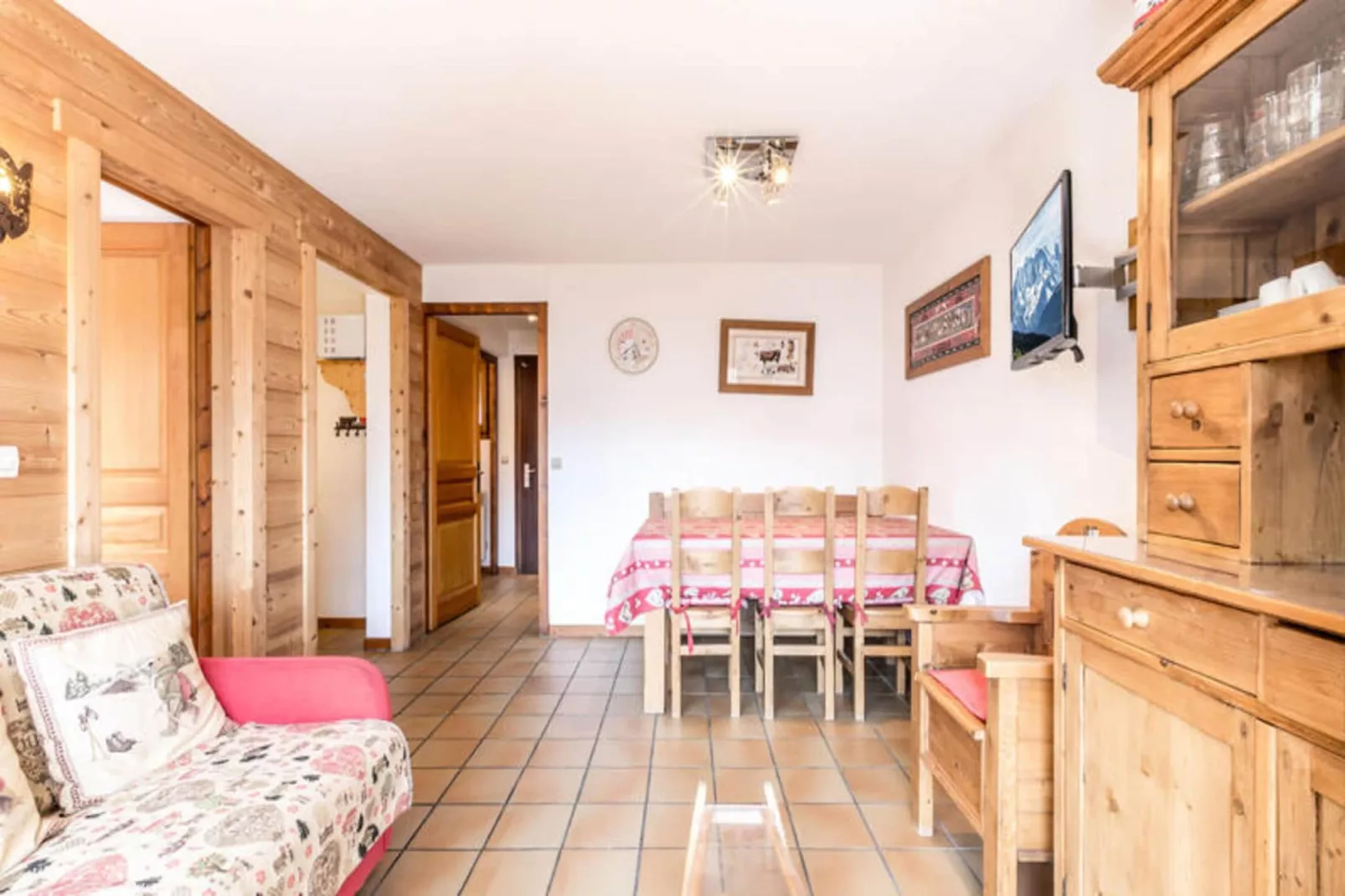 Résidence Domanial A-Außenbereich Sommer