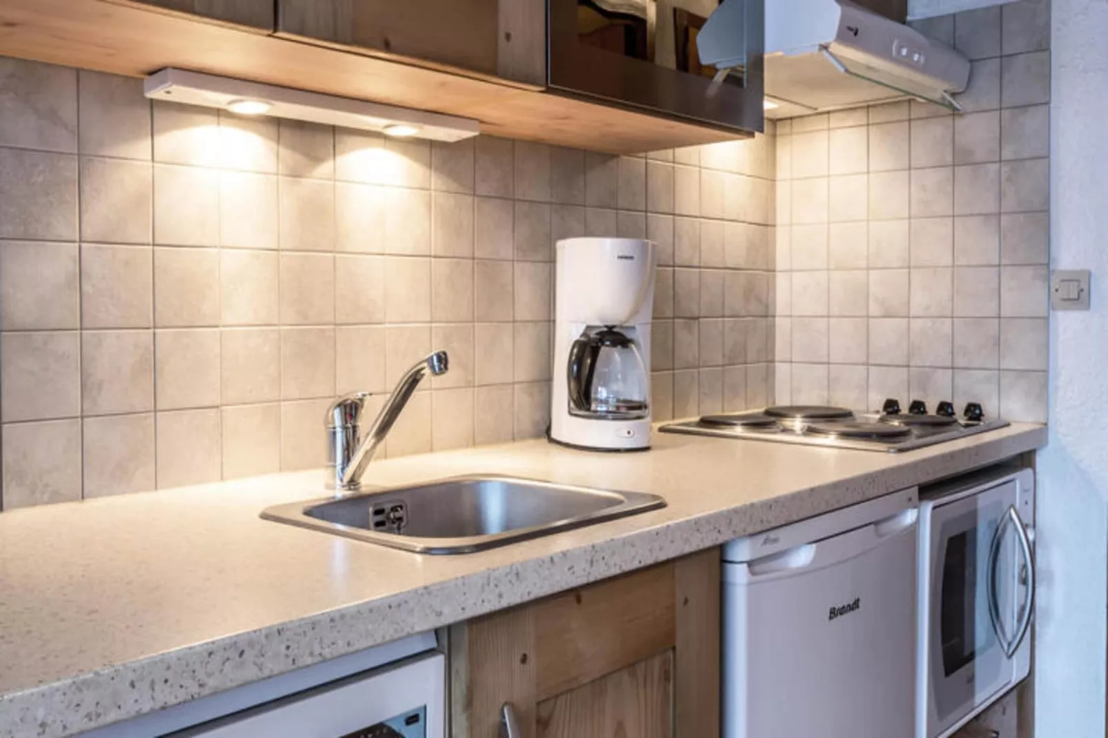 Résidence Domanial A-Außenbereich Sommer