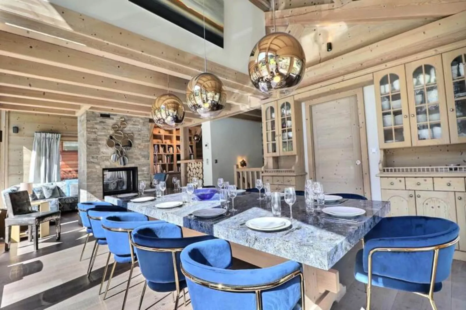 Résidence Explorer Meleze-Exterior in summer