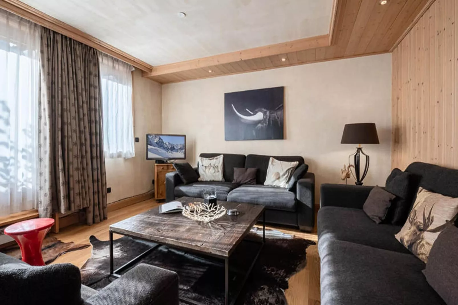 Chalets Du Savoy-Salon