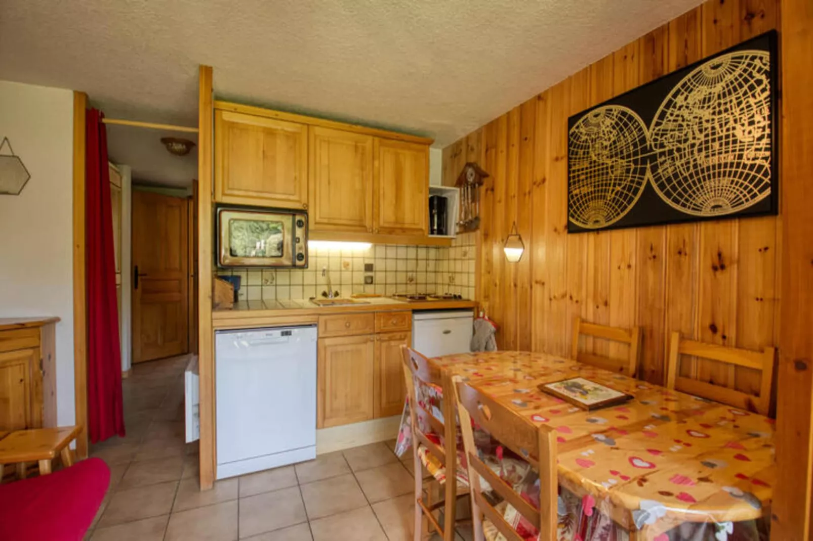 Résidence Les Mouflons-Dining room