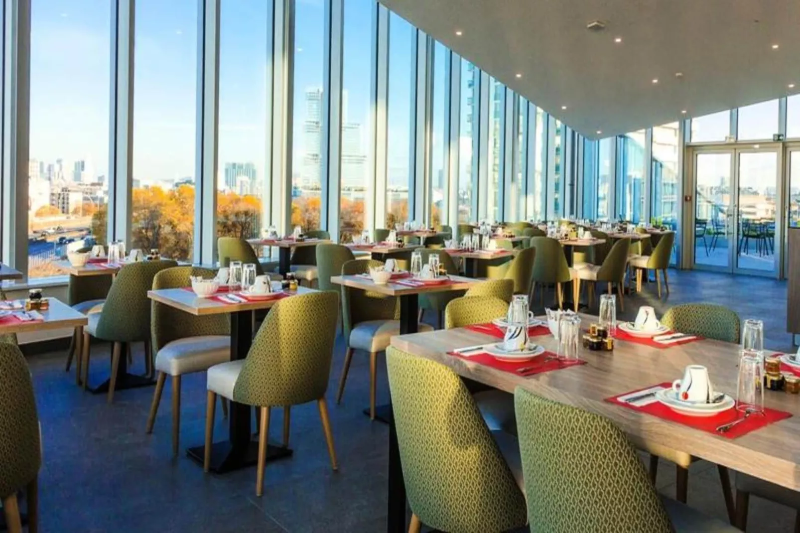 Appart'hôtel Odalys Paris XVII-Exterior in summer