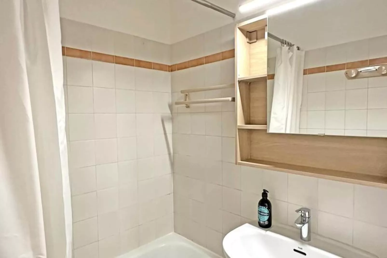 Résidence Victoria-Bathroom