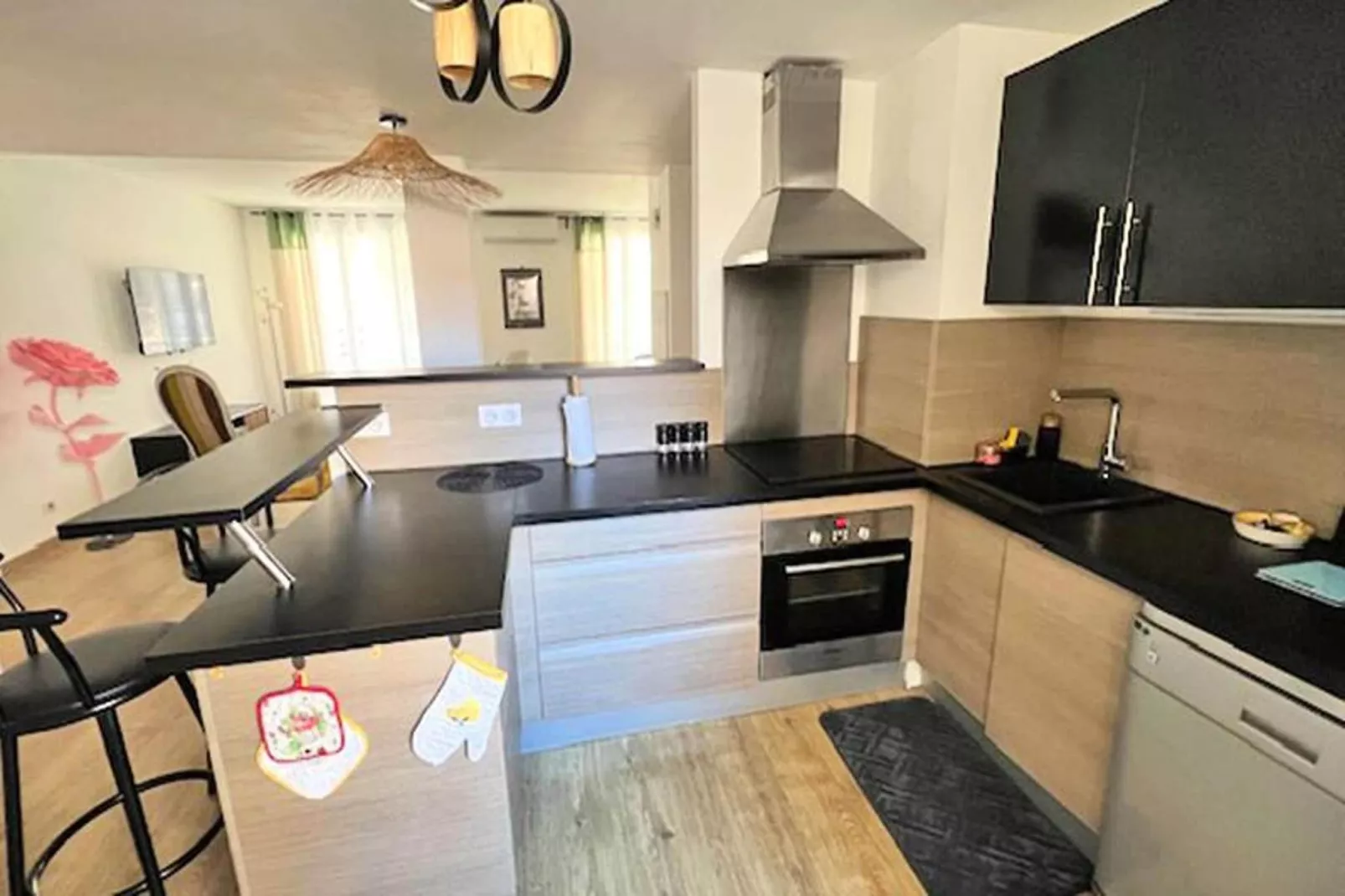 Résidence Suffren-Küche