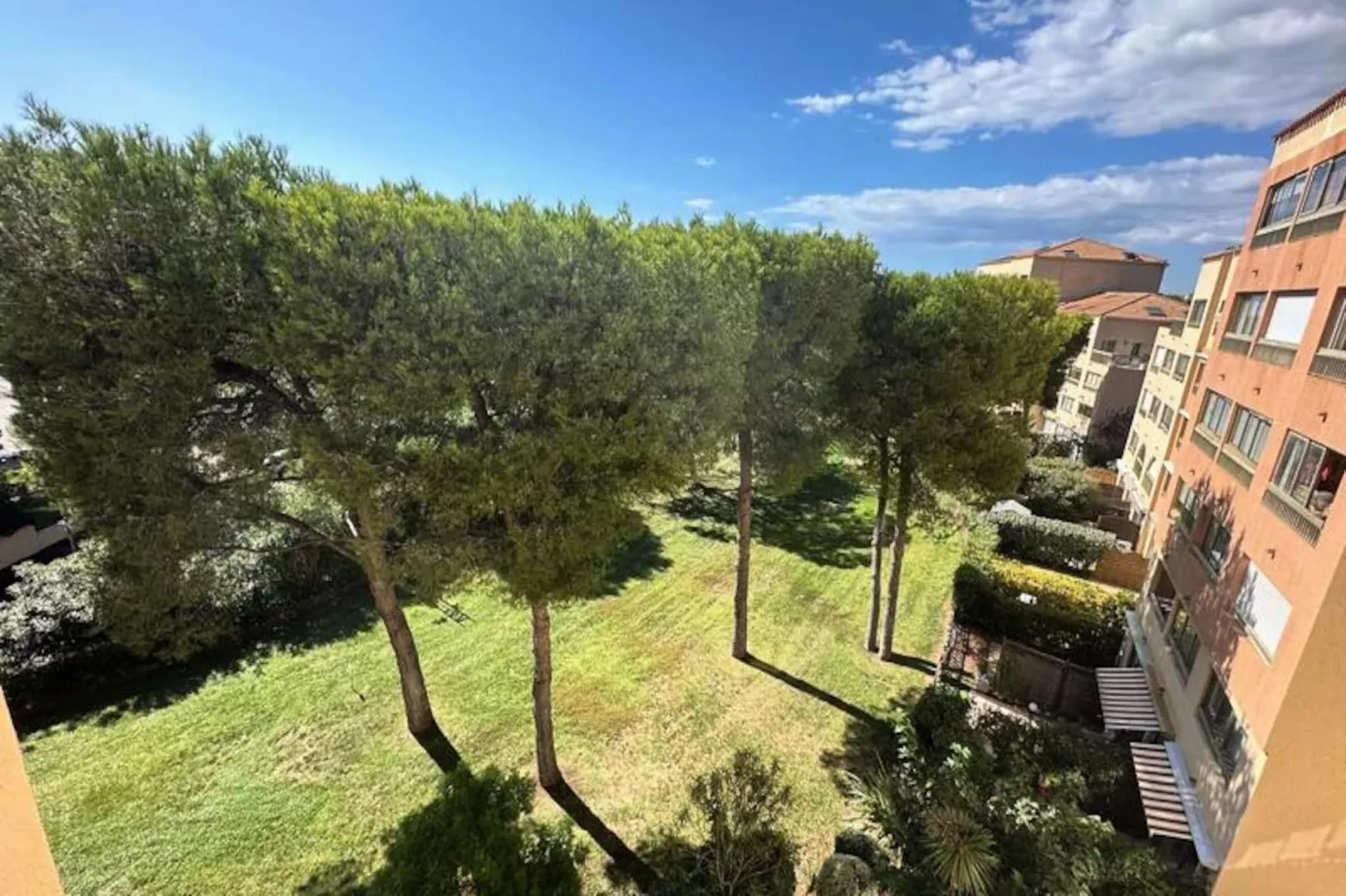 Résidence Lauriers-Image-tags.