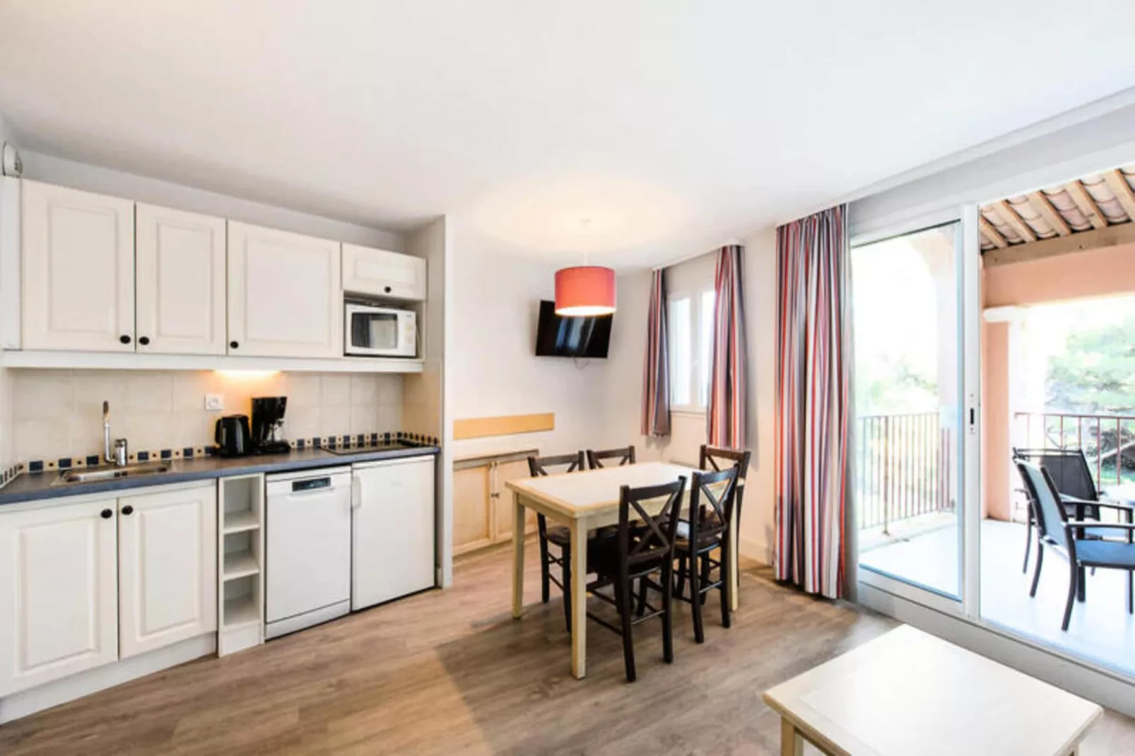 Résidence La Pinède - maeva Home-Garten Sommer