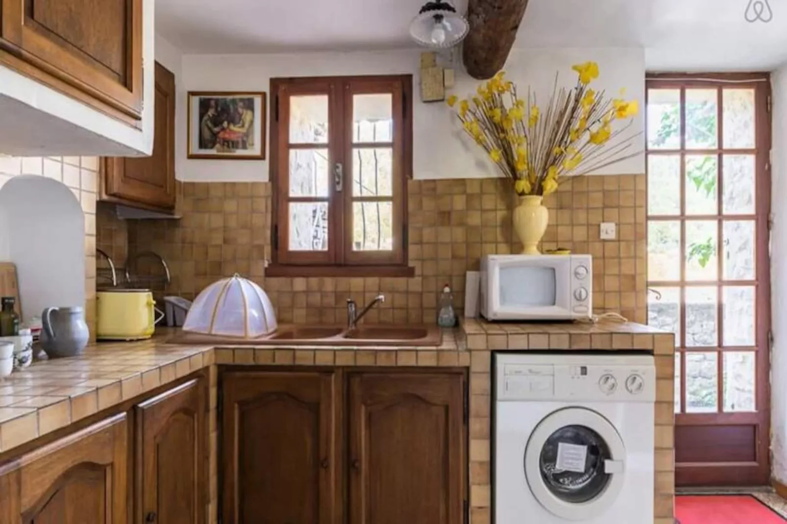 Coin De Paradis Sous Le Ch&acirc;teau Des &eacute;v&ecirc;ques-Image-tags.