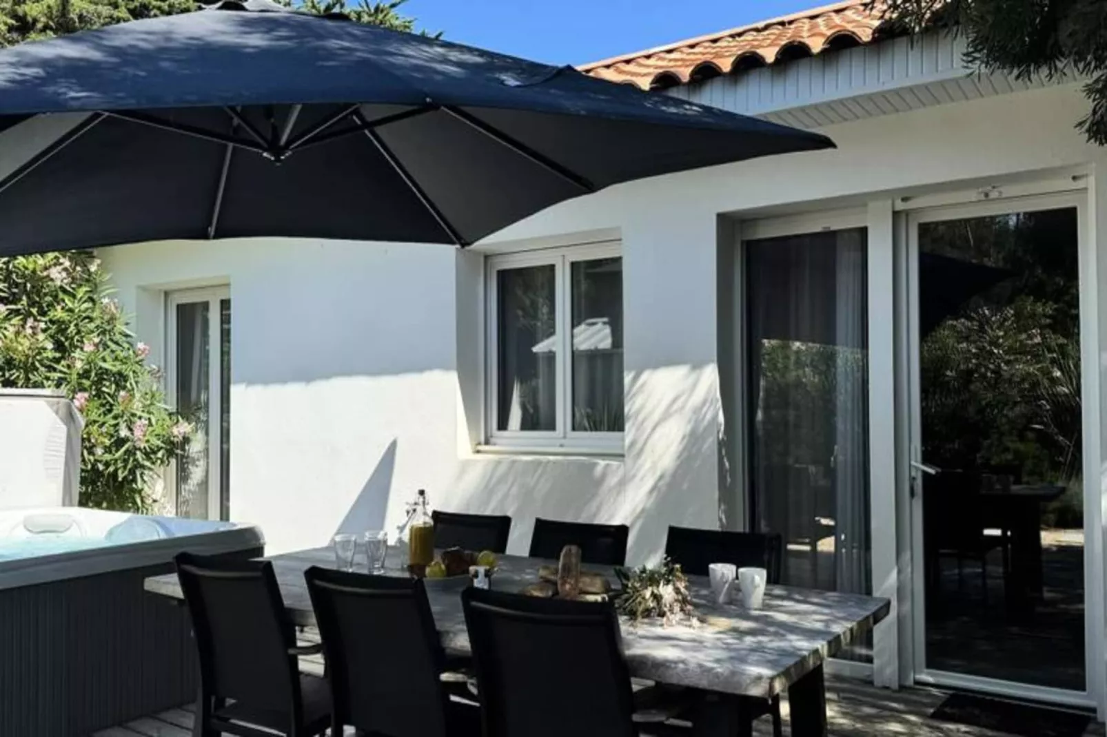 Villa Californie - Domaine Le Sherwood-Exterior in summer