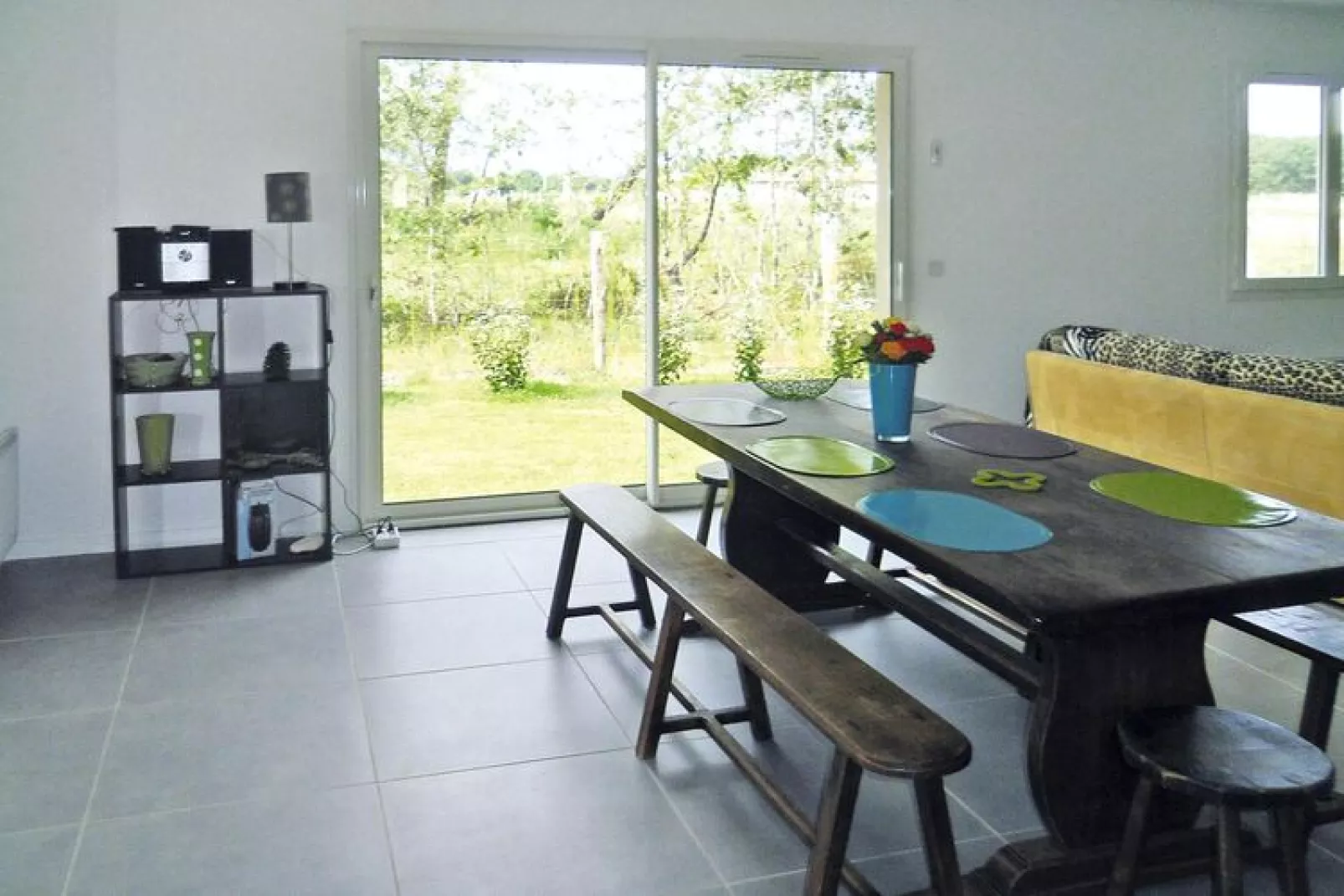 Holiday home with pool Grayan-et-l'Hôpital-Salle à manger