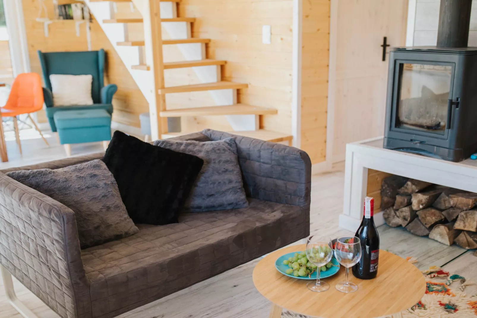 White Heron-Living room