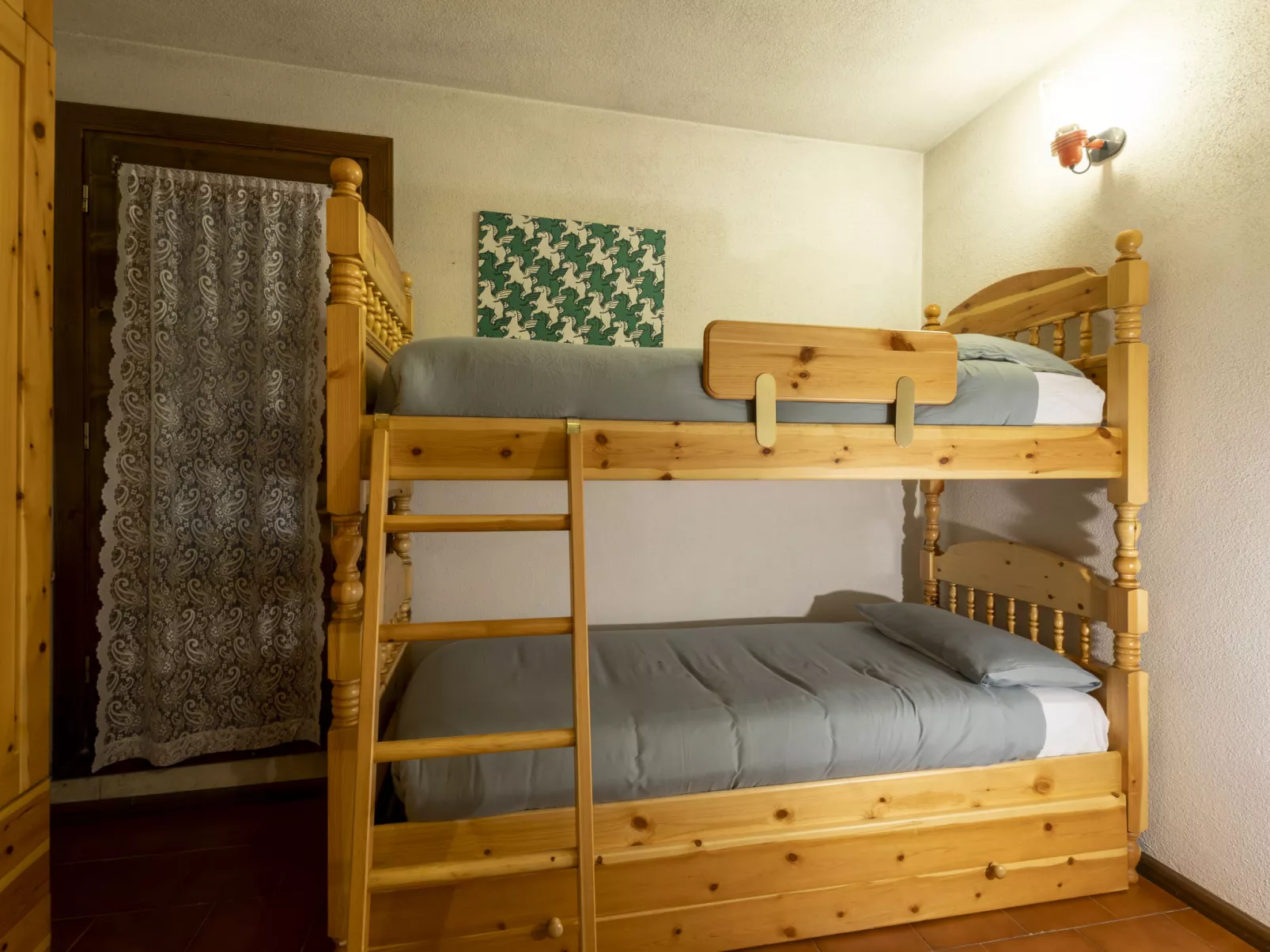 Erica Apartment-Drinnen