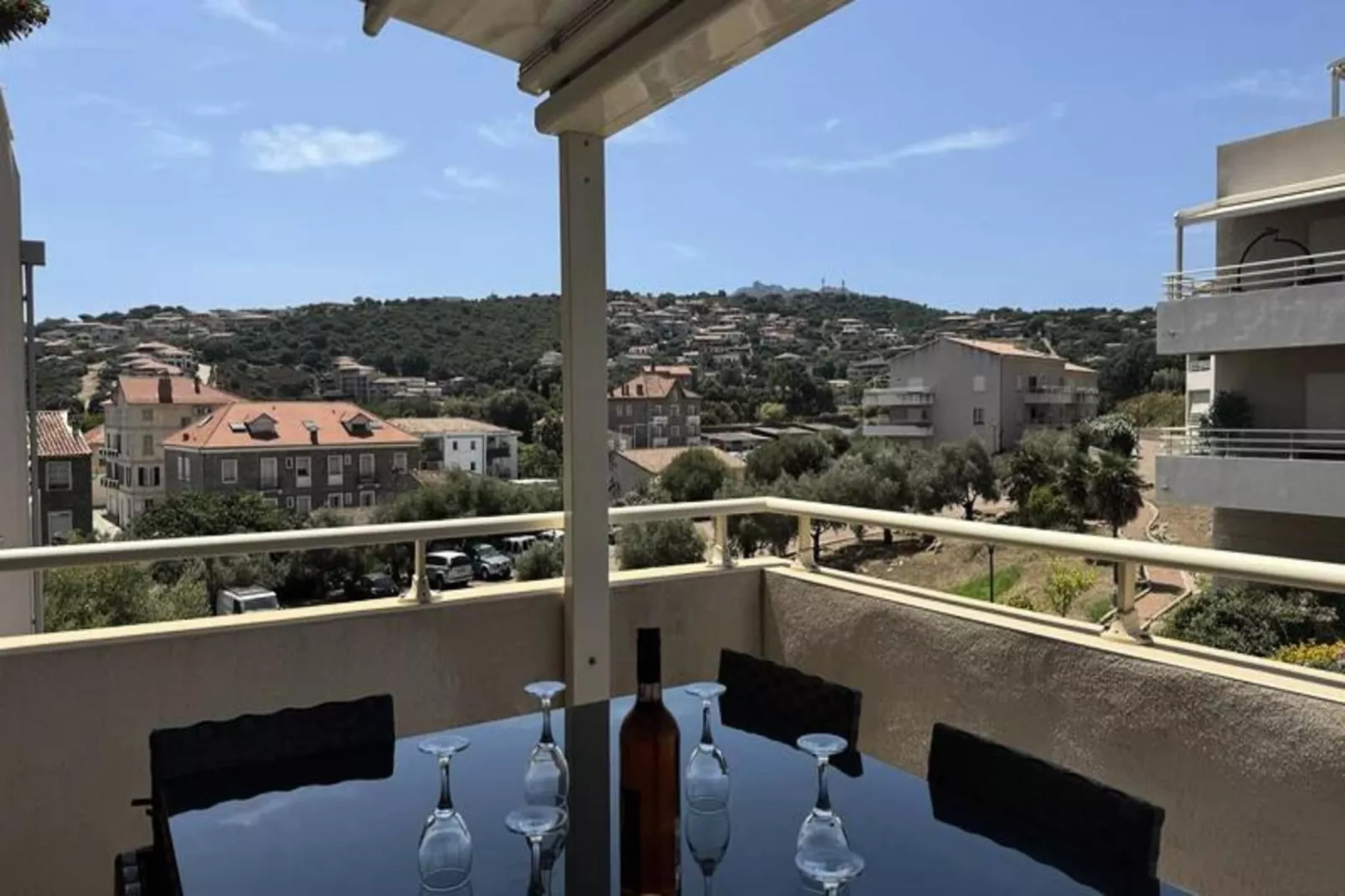 Résidence Jardins De Quatrina-Bedroom