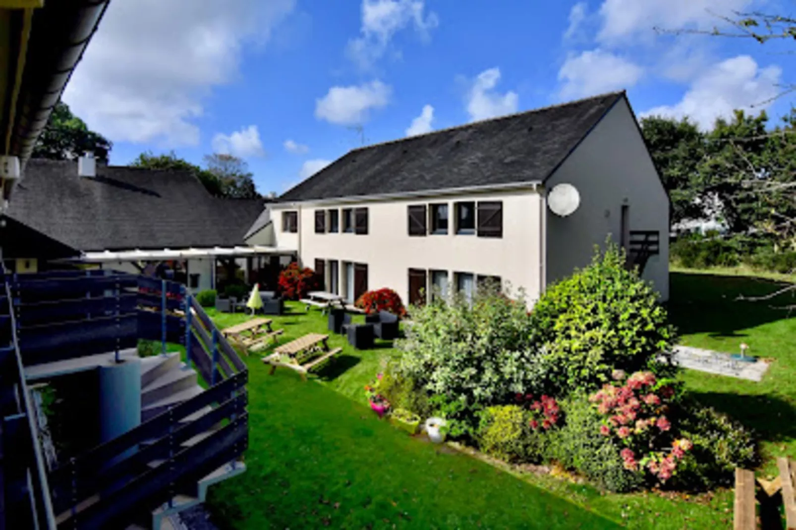 Résidence Regates-Extérieur été