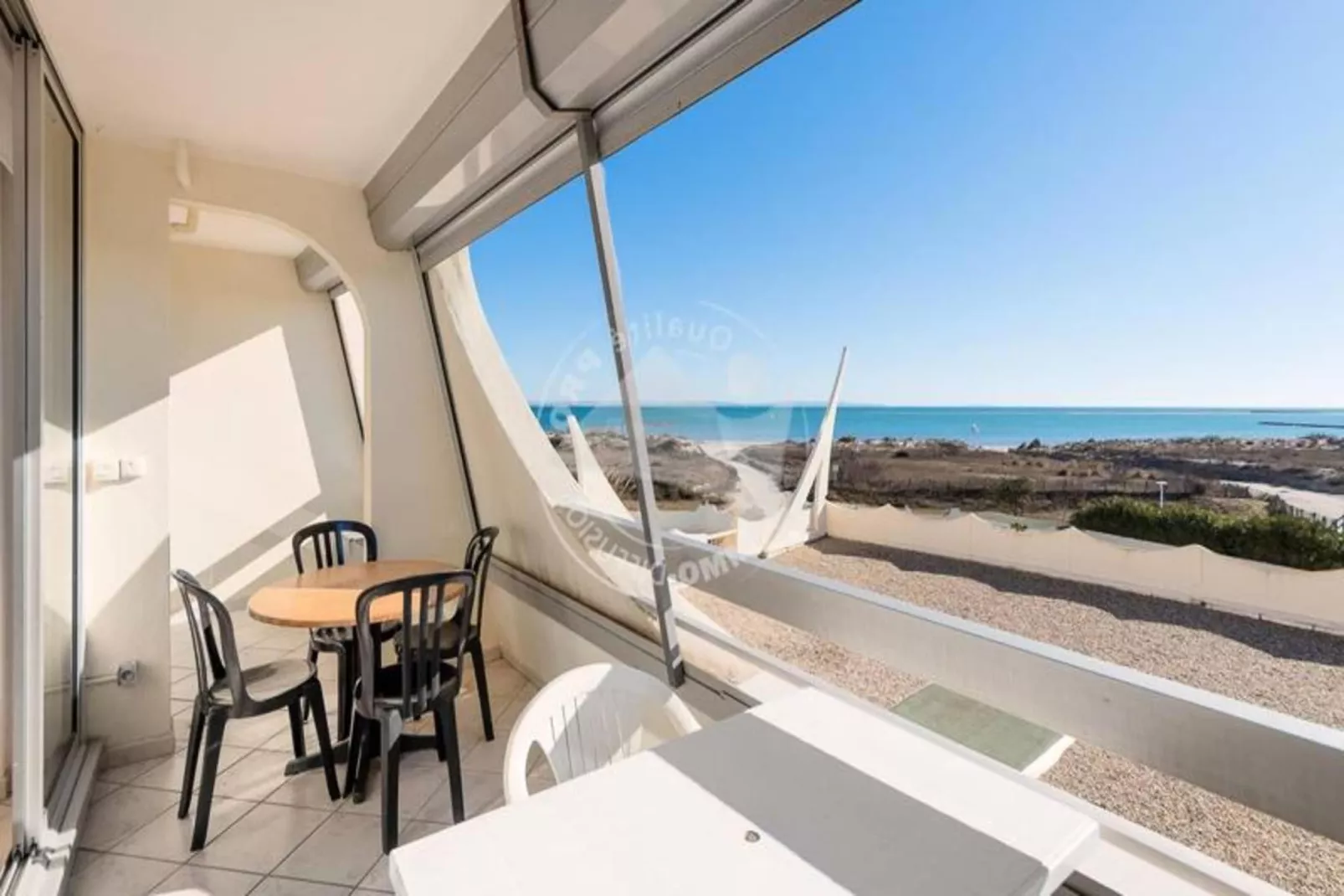 Résidence "le Chabian"-Terrace balcony