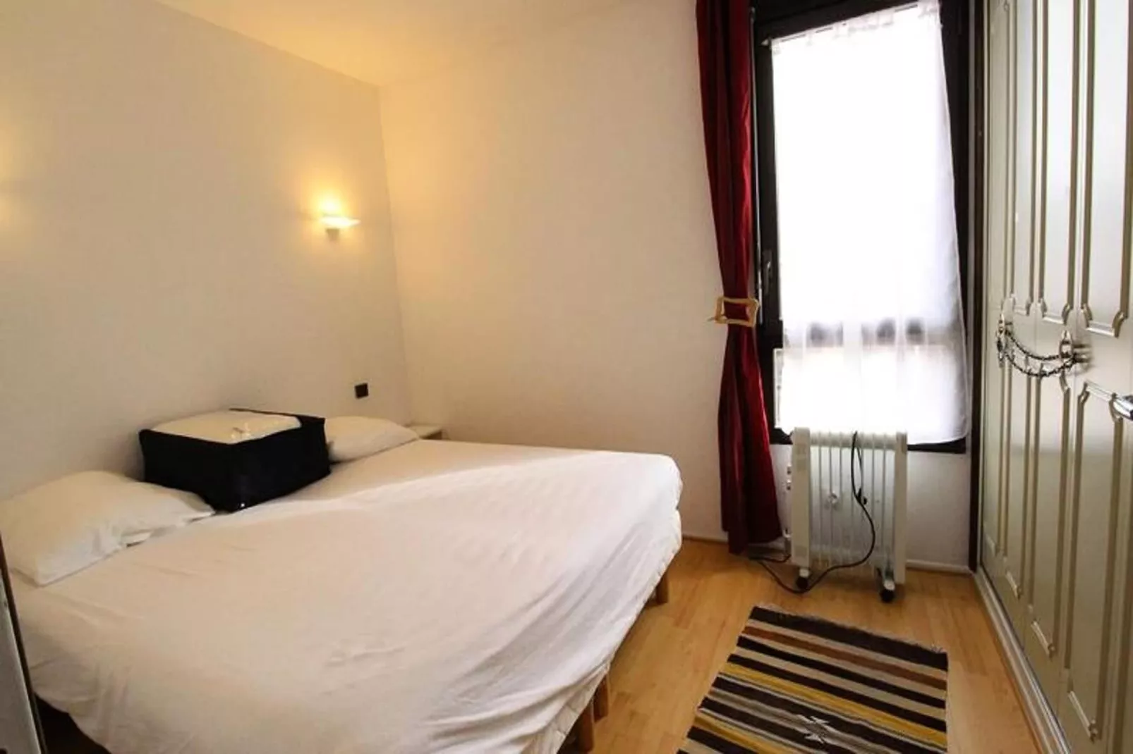 Résidence Terrasses D'etigny-Bedroom