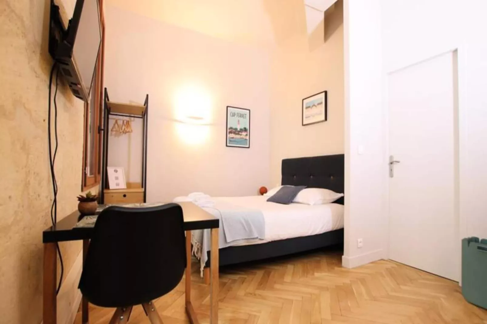 Magnifique Studio Bordelais En Plein Coeur De La Ville-Bedroom