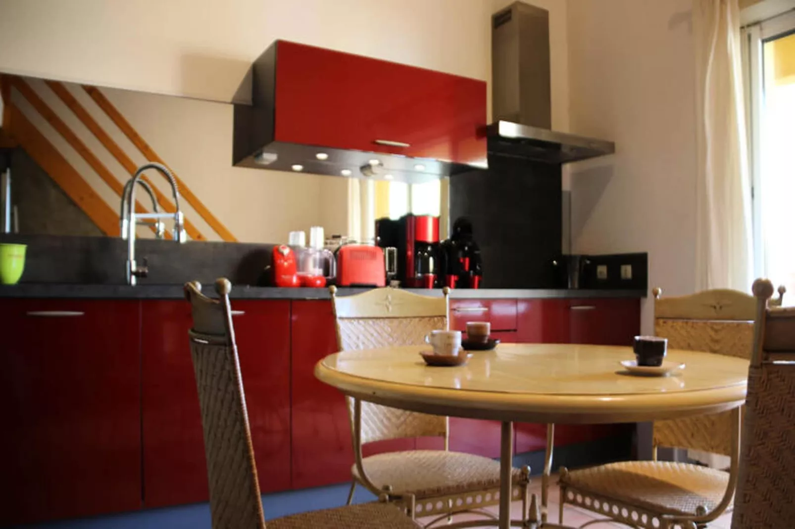 Résidence NATURISTE LA PALMERAIE-Dining room