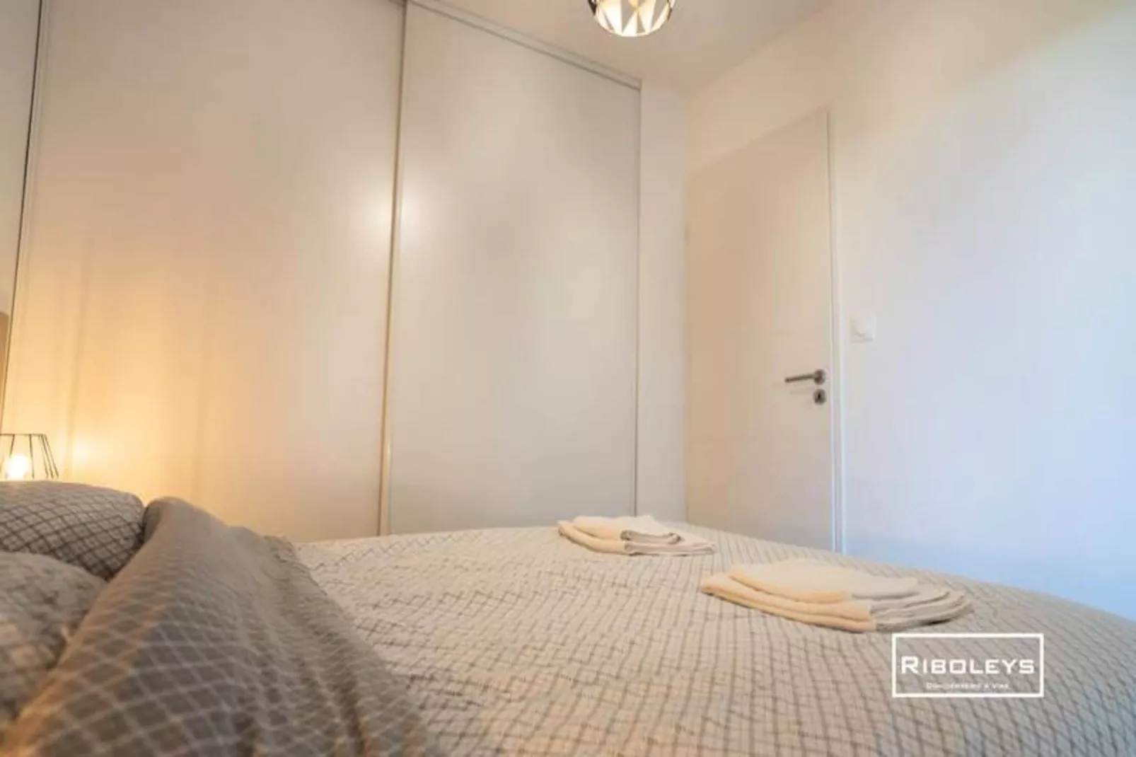 T4 Climatis&eacute; Avec Piscine &agrave; 400m De La Mer-Image-tags.