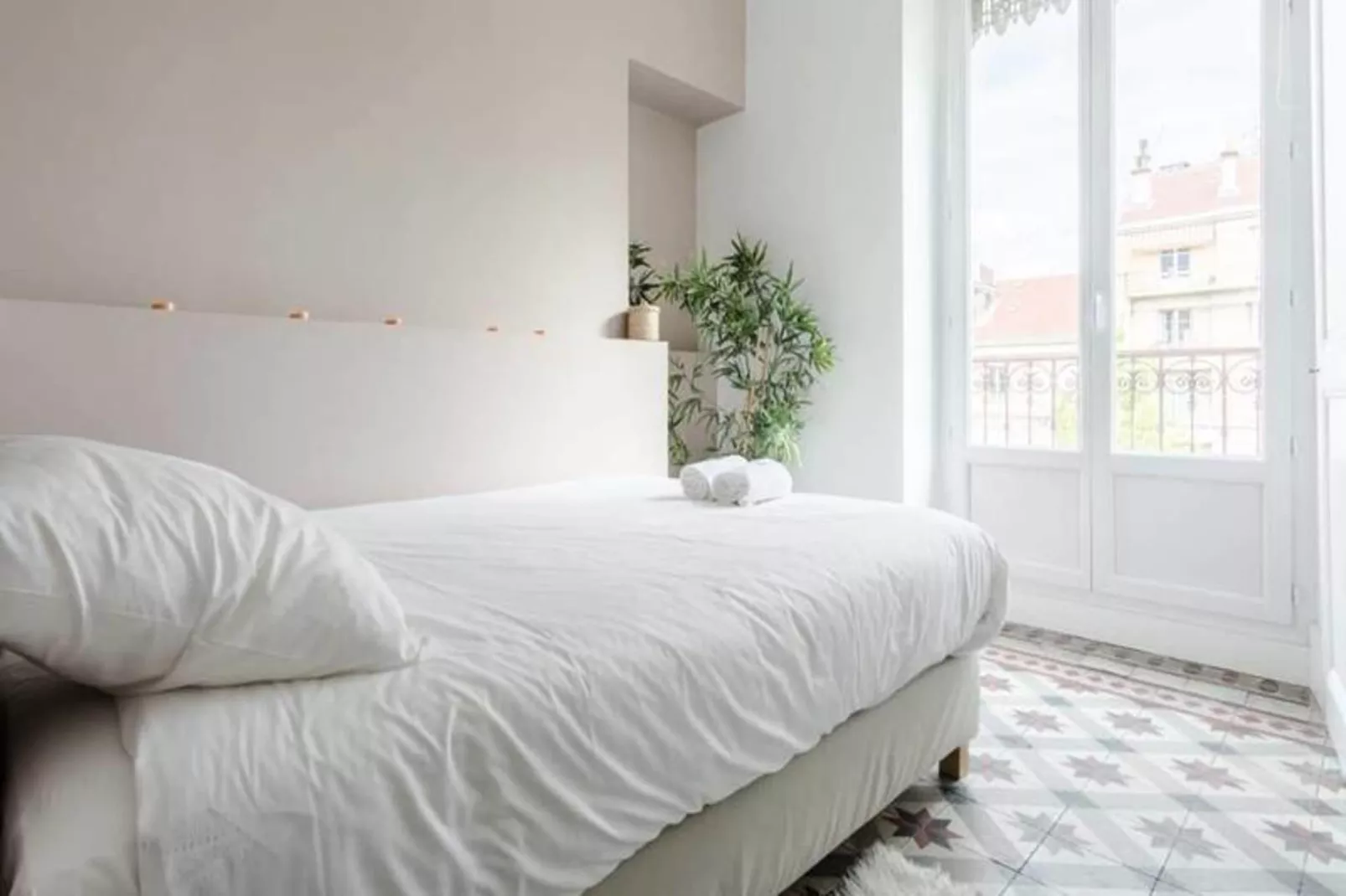 | Le Jaur&egrave;s 🍊| T2 Tout &eacute;quip&eacute; | Balcon, Wifi-Bedroom
