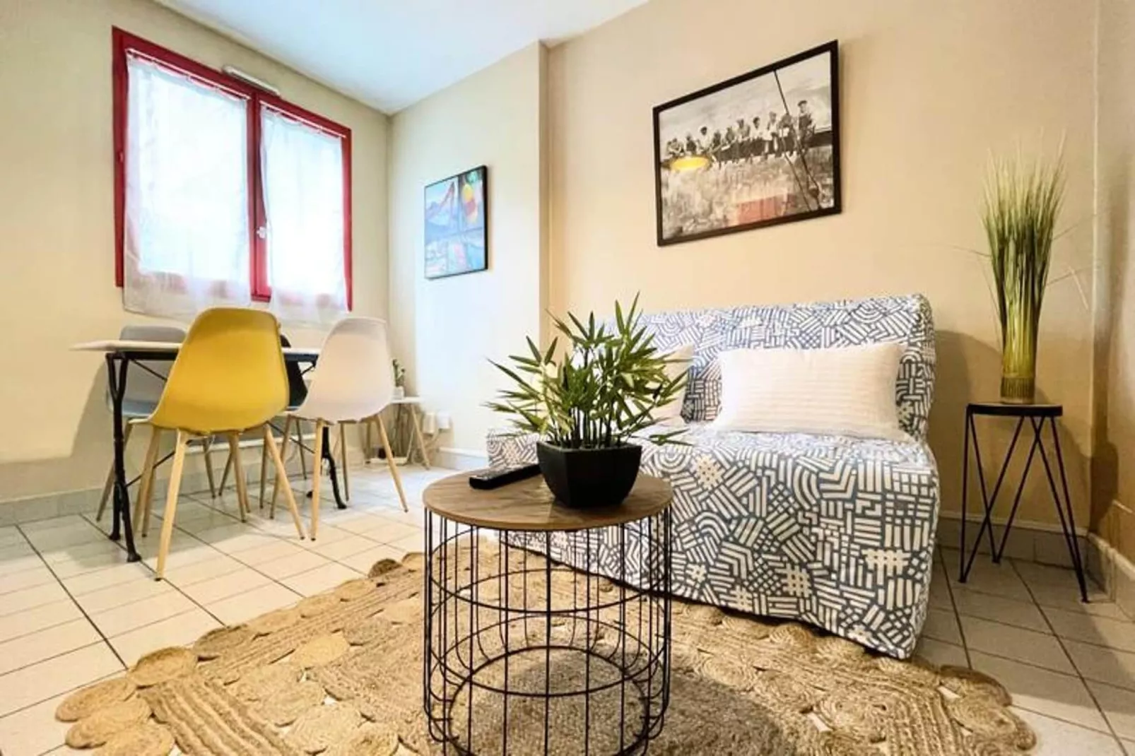 | Le F&eacute;lix 🌞 | Proche Gem, Gare | Tout &eacute;quip&eacute;-Salon