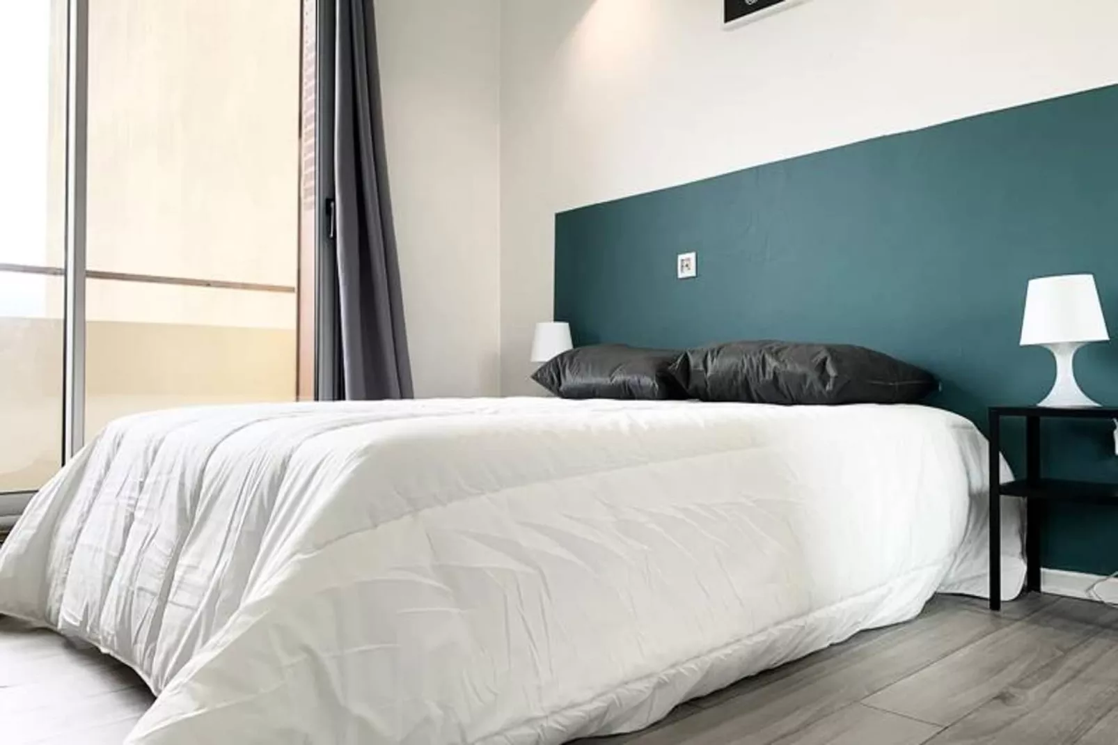 | La Chanson Bleue  💙 | Marcelin Berthelot | Tram-Bedroom