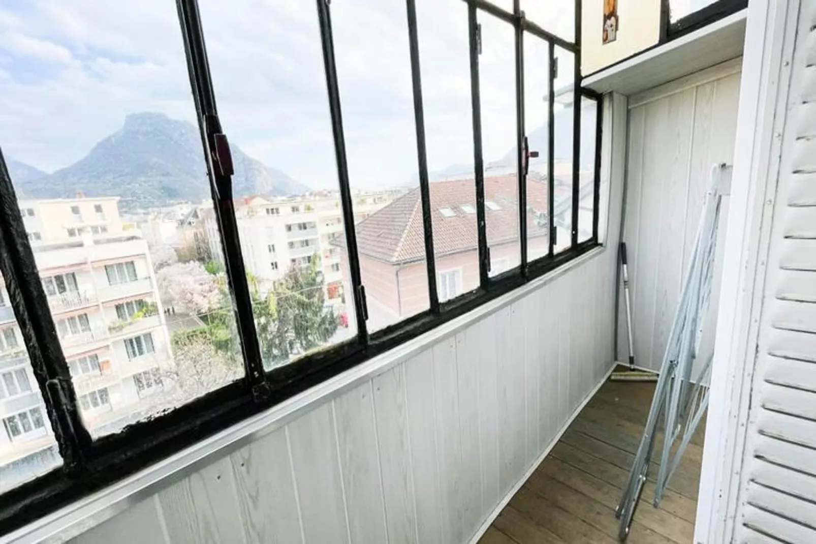 Pretty Light In Grenoble ☀ T2-Landing