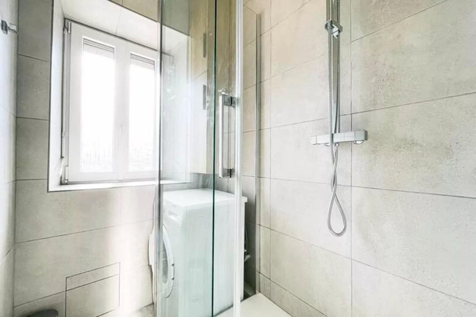 Le Duplex 🌞 Calme & R&eacute;nov&eacute;|-Salle de bain