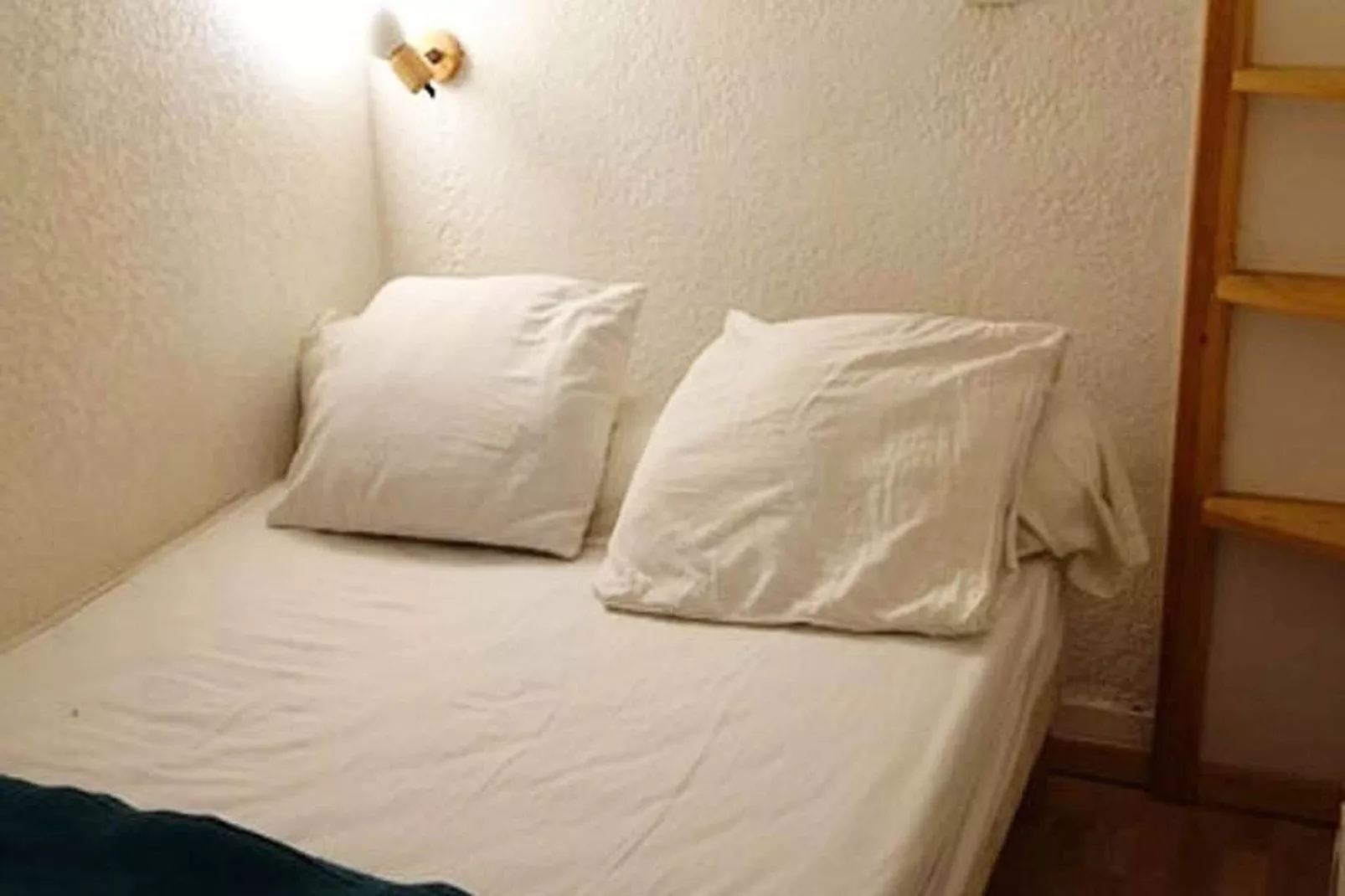 Résidence Menandiere-Bedroom