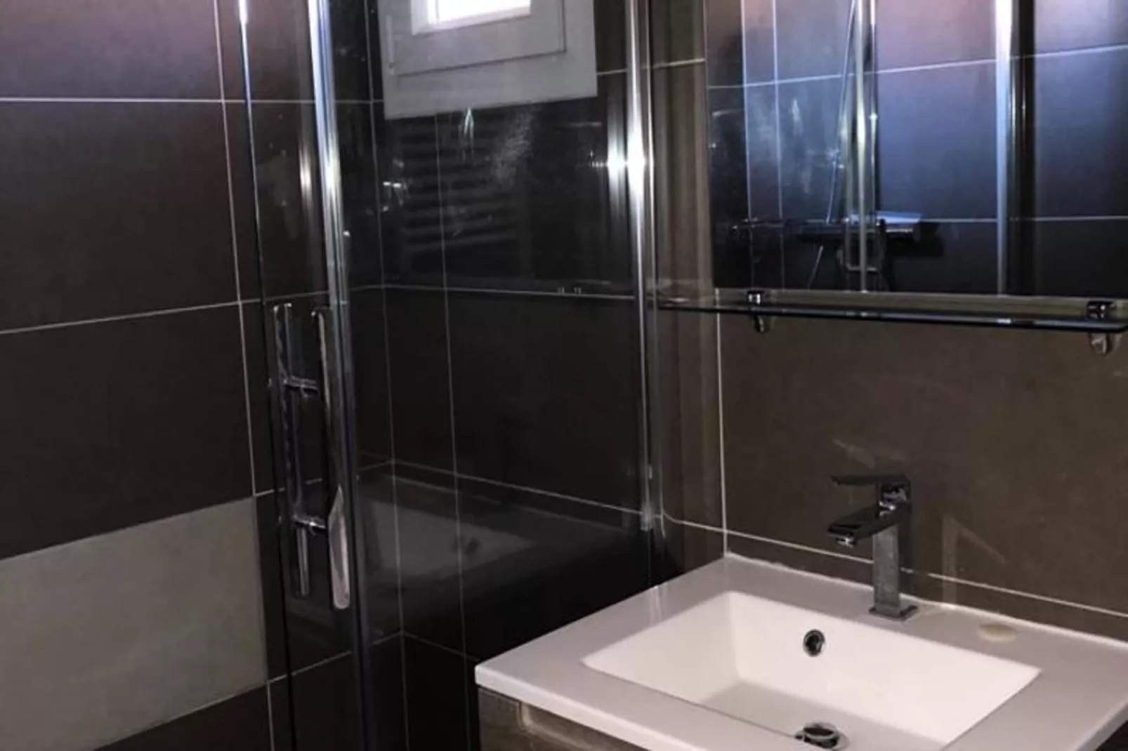 Résidence Sures A-Bathroom