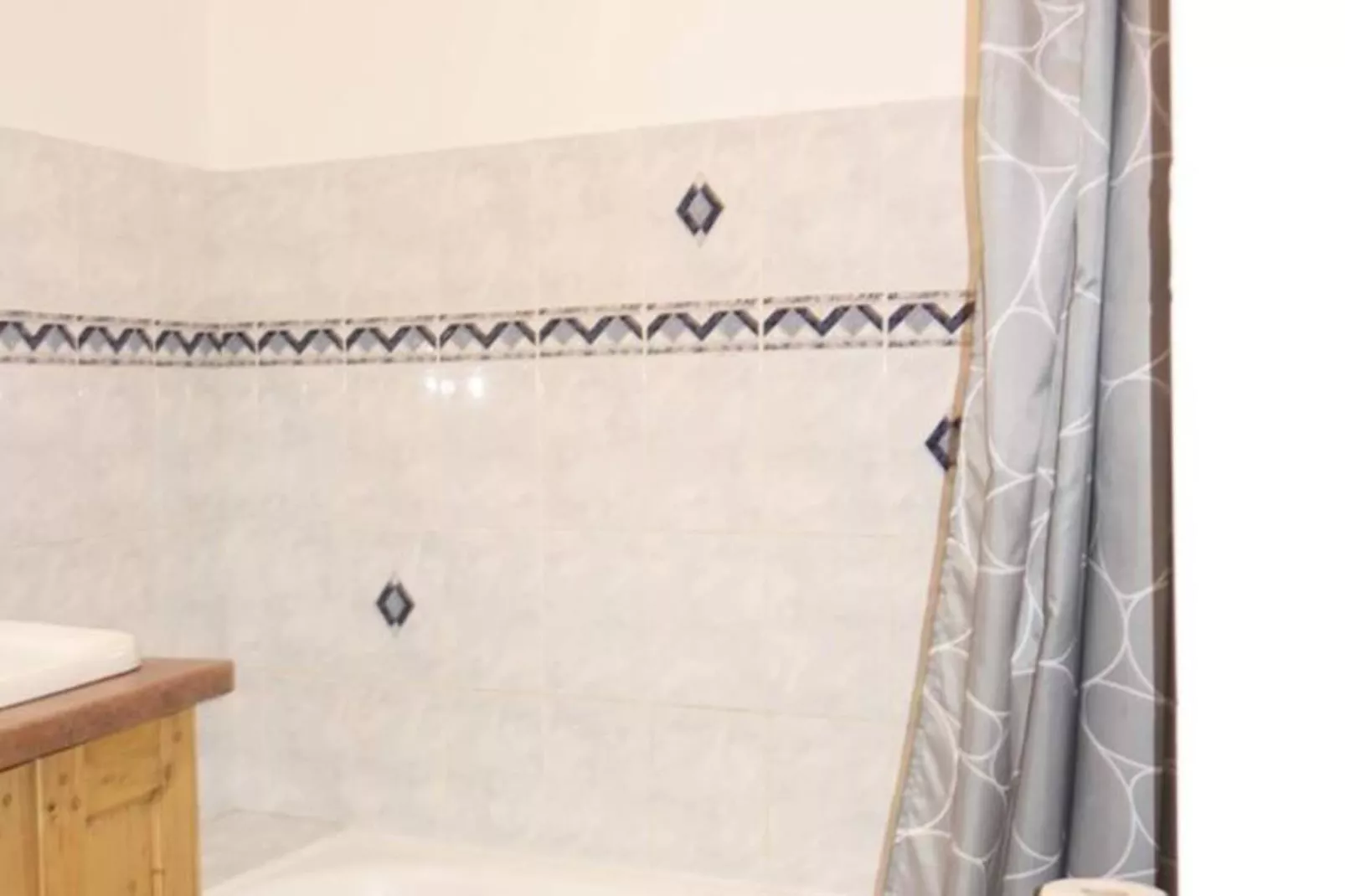 Résidence Obiou-Außenbereich Sommer