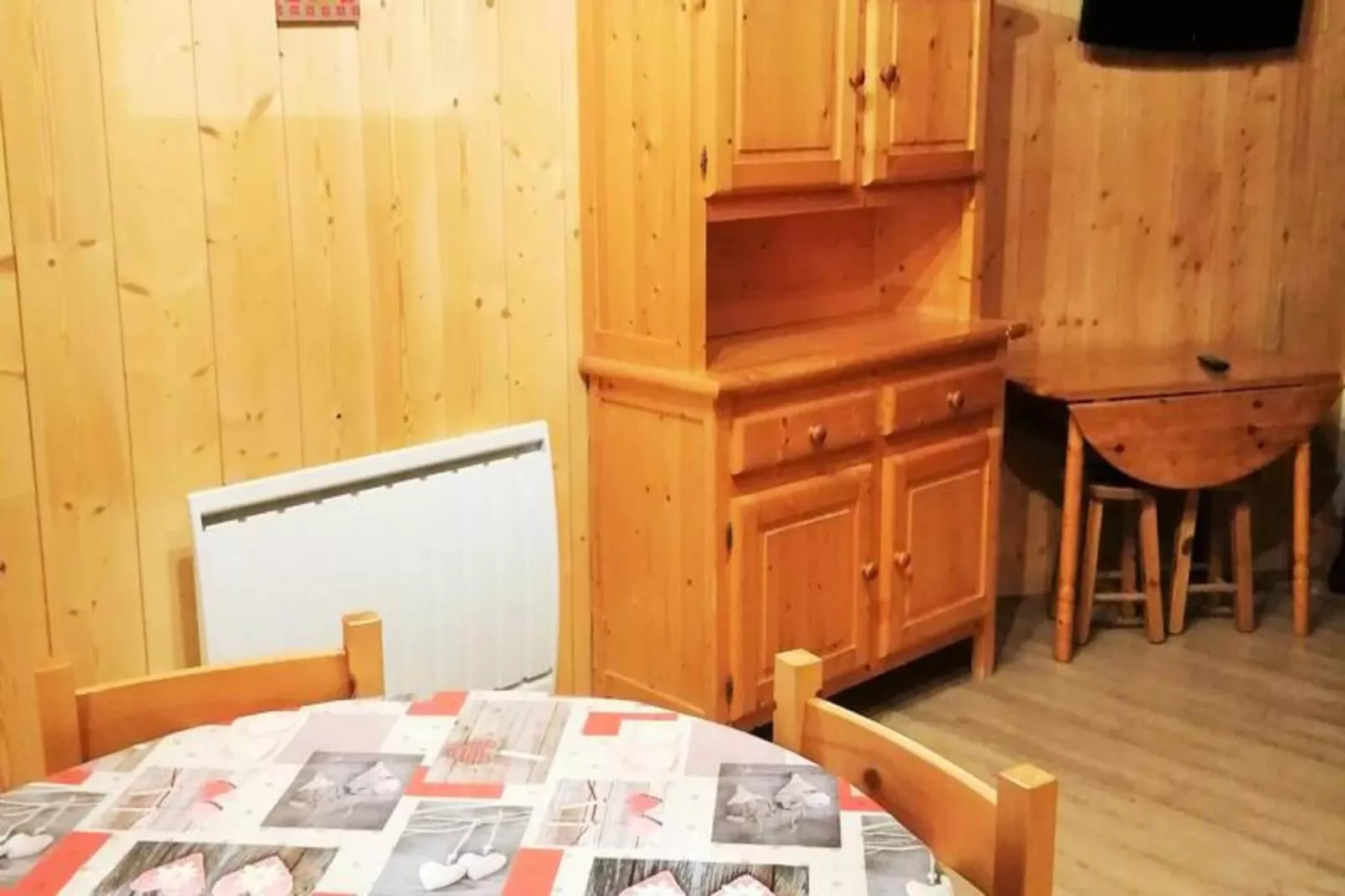 Résidence Sappey-Esszimmer