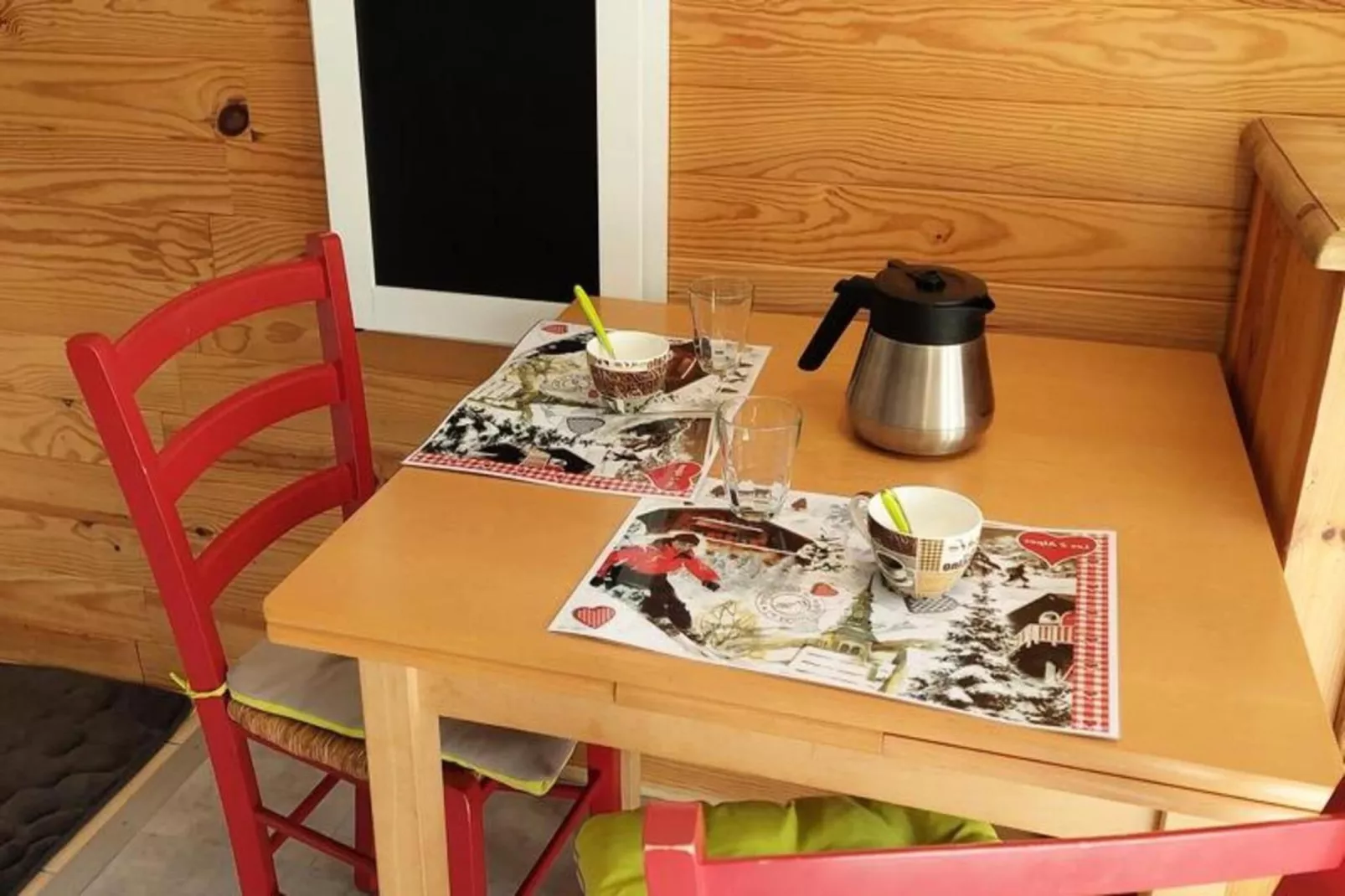 Résidence Champagne-Esszimmer